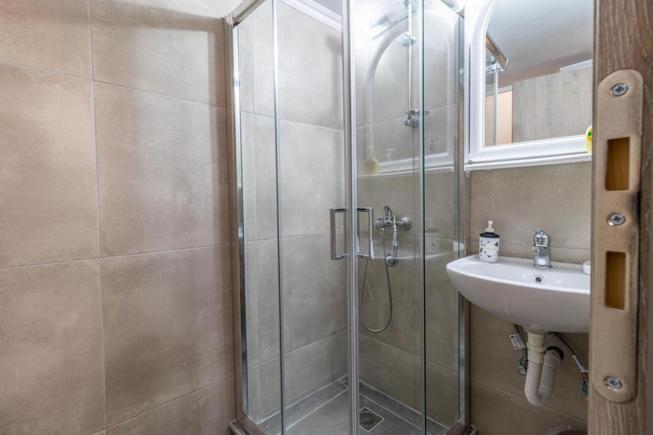Korinthos Downtown Apartment Corinth